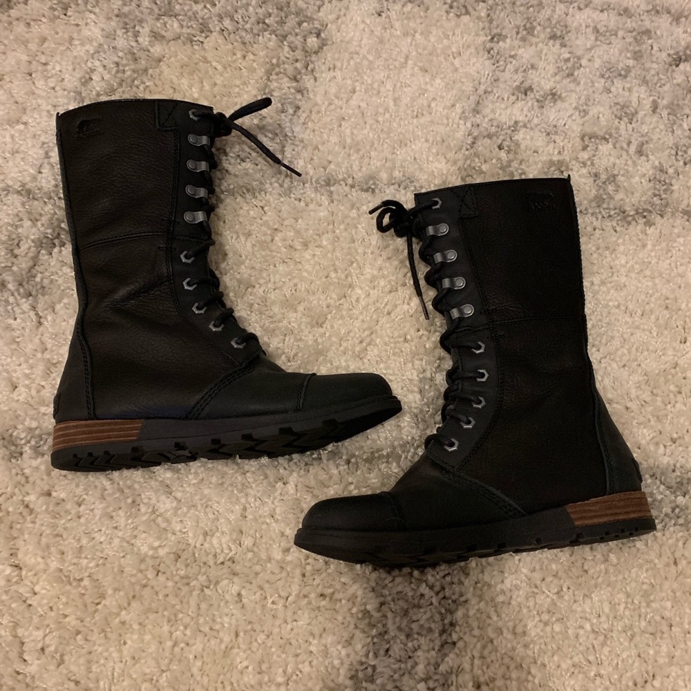 NWOT - Sorel Major Maverick Lace Up Boots - 7